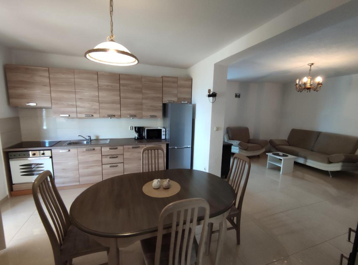 Apartments Beba Privlaka  Habitación foto